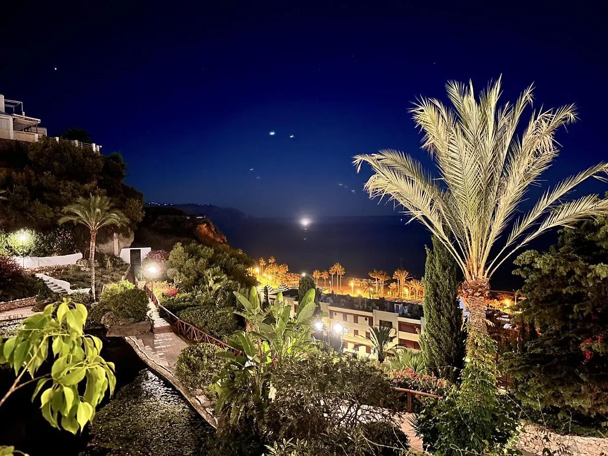 네르하 Capistrano Playa 715 Casasol 아파트 0*,